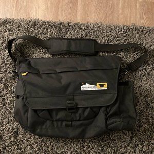 Mountainsmith Large Adventure/Office Messenger Bag Black - Nearly new!!